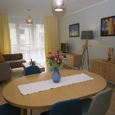 Apartament Lazurowy *