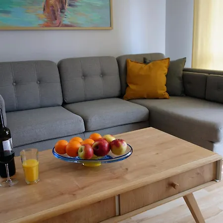 Apartament Lazurowy Apartment *